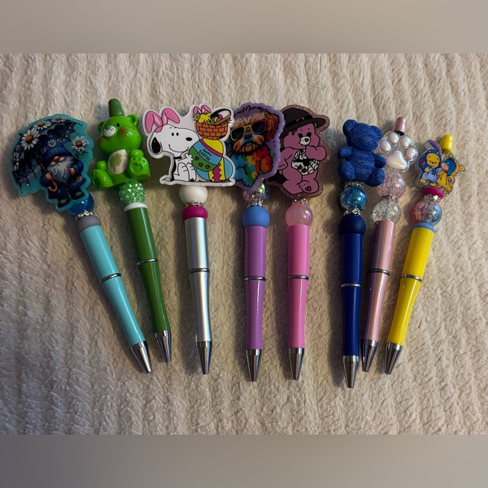 Colorful Character 16 Pen Set